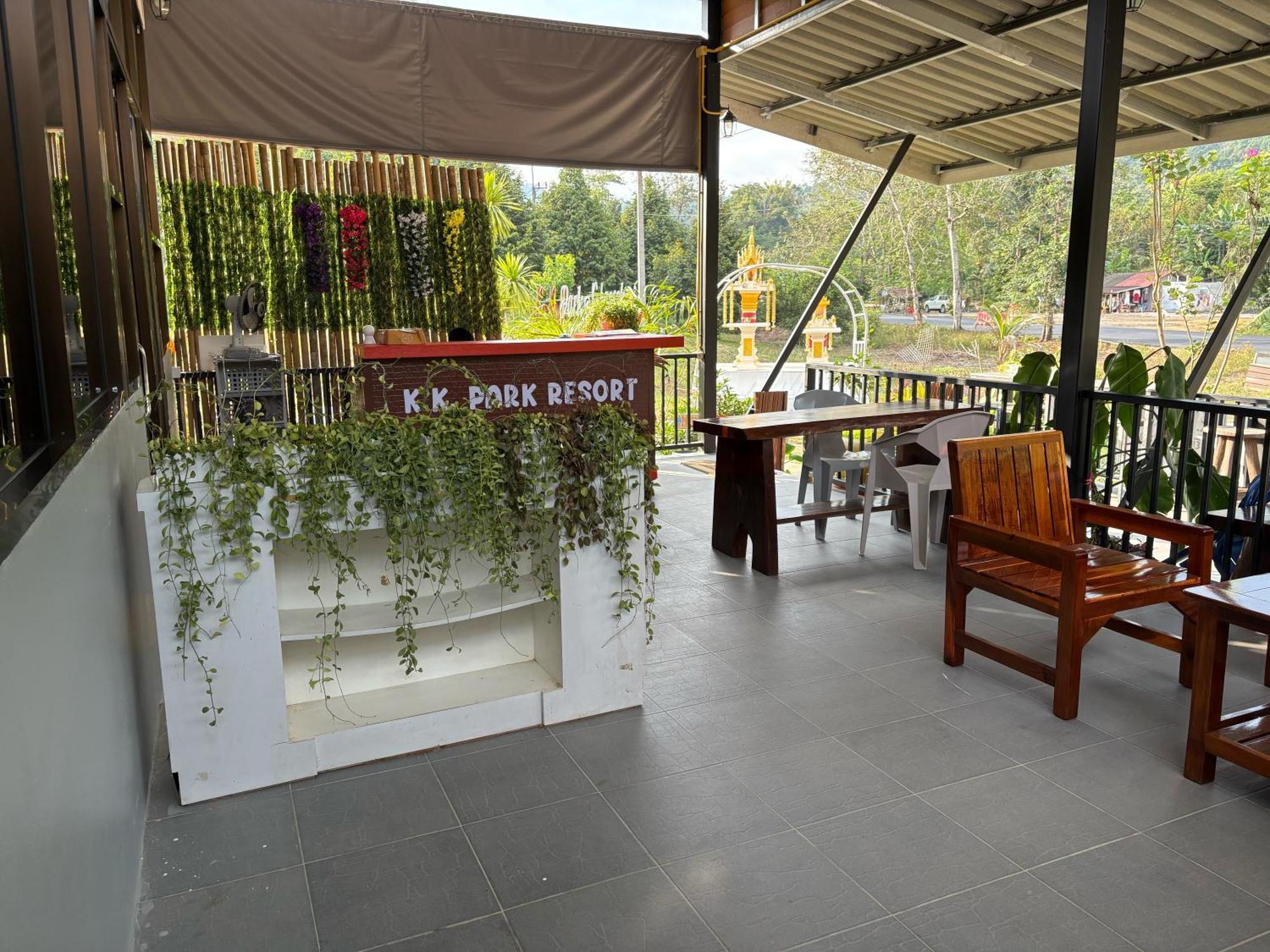K.K. Park Resort Khao Sok National Park Exterior photo
